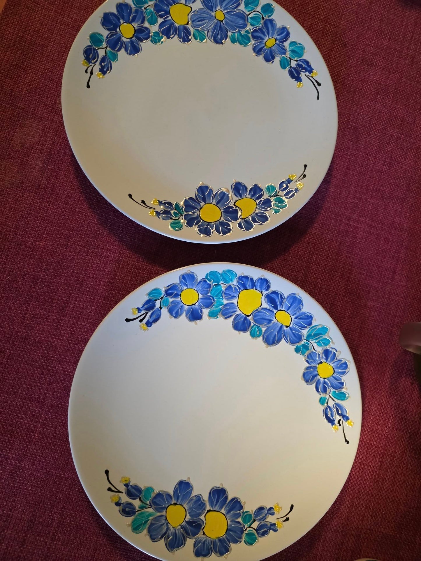 Komplet 2 kubki i 2 talerzyki – ręcznie malowana porcelana