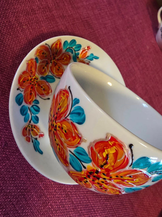 Filiżanka ze spodkiem – ręcznie malowana porcelana kwiat pomarańczy